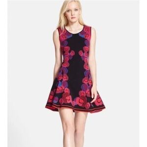 $550 Diane Von Furstenberg DVF size L Rose Jacquard Fit Flare Knit Dress